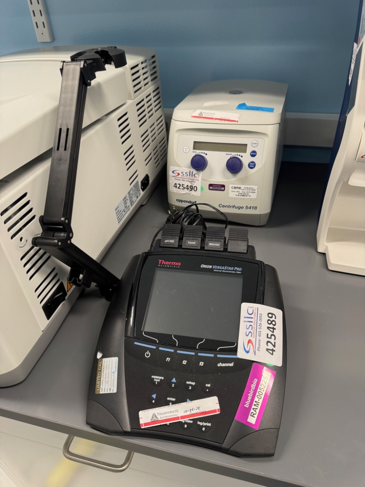 Image of Thermo Scientific Orion VersaStar Pro Advanced Electrochemistry Meter